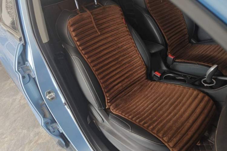 Used JAC Group iEVS4 2019 Luxury Smart Edition Interior 5