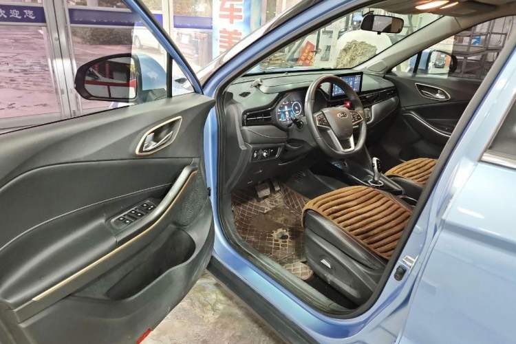 Used JAC Group iEVS4 2019 Luxury Smart Edition Interior 7