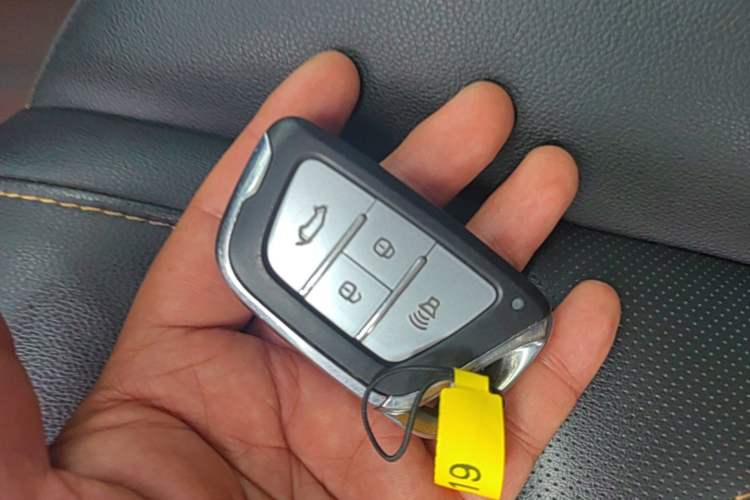 Used JAC Group iEVS4 2019 Luxury Smart Edition Vehicle Key