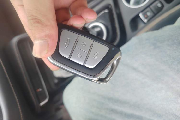 Used JAC Group iEVS4 2019 Luxury Model Vehicle Key