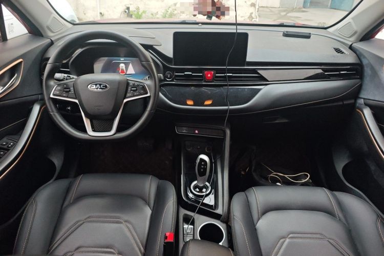 Used JAC Group iEVS4 2019 Luxury Smart Edition Center Console
