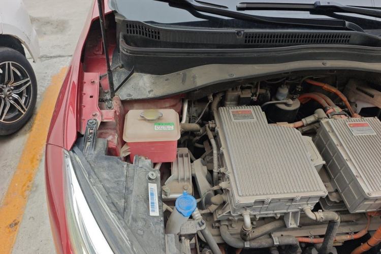 Used JAC Group iEVS4 2019 Luxury Smart Edition Engine Bay Right