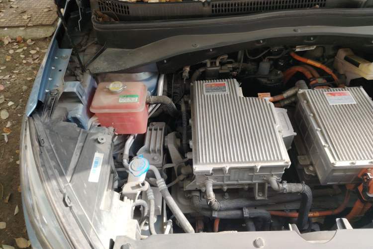 Used JAC Group iEVS4 2019 Luxury Smart Edition Engine Bay Right