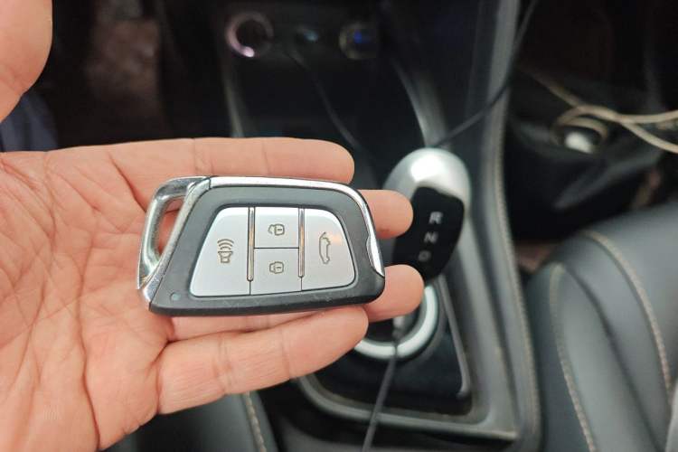 Used JAC Group iEVS4 2019 Luxury Smart Edition Vehicle Key