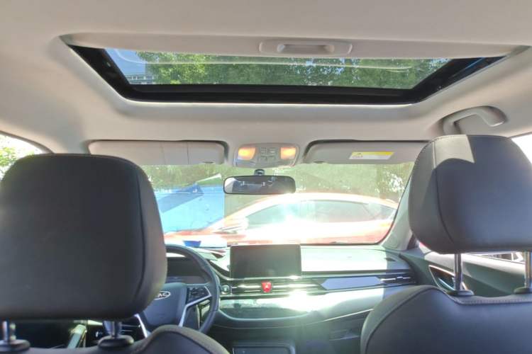 Used JAC Group iEVS4 2019 Revised Version Luxury Smart Edition Headliner