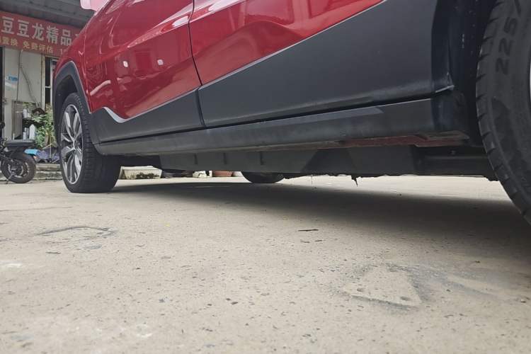 Used JAC Group iEVS4 2019 Luxury Smart Edition Left Side Sill