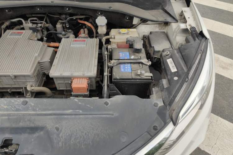 Used JAC Group iEVS4 2019 Luxury Smart Edition Engine Bay Left