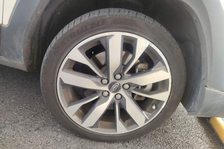 Used JAC Group iEVS4 2019 Luxury Smart Edition Exterior 7