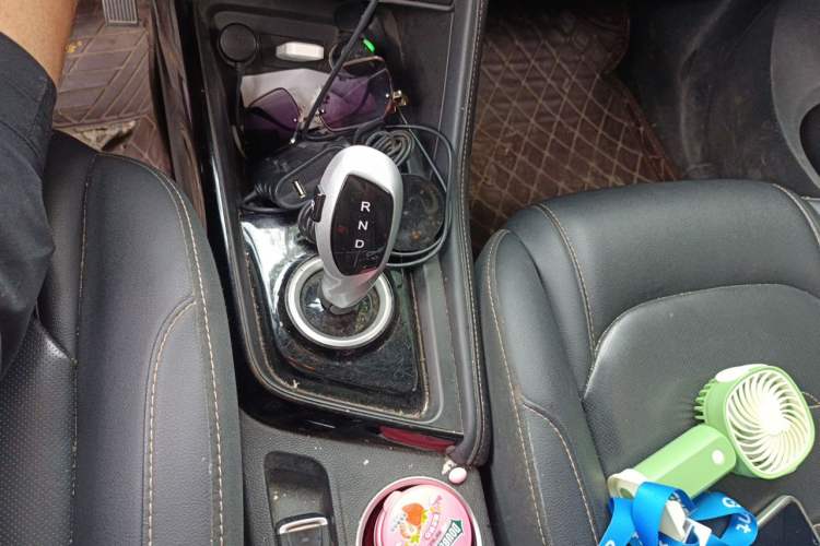 Used JAC Group iEVS4 2019 Luxury Smart Enjoyment Model Gear Lever