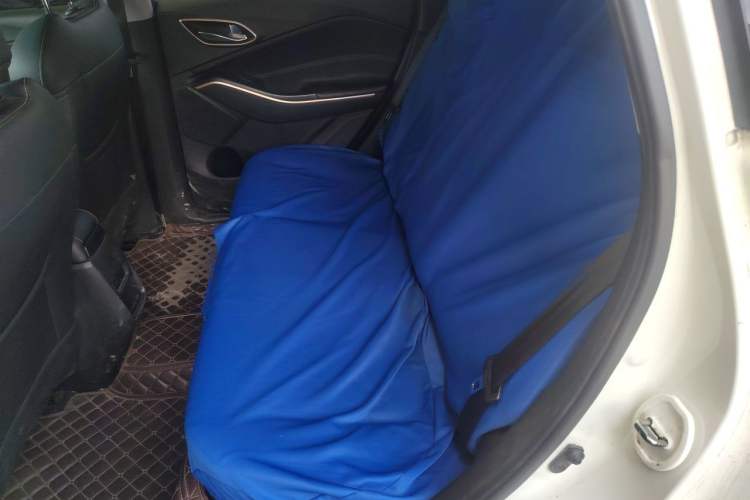 Used JAC Group iEVS4 2019 Luxury Smart Edition Interior 4