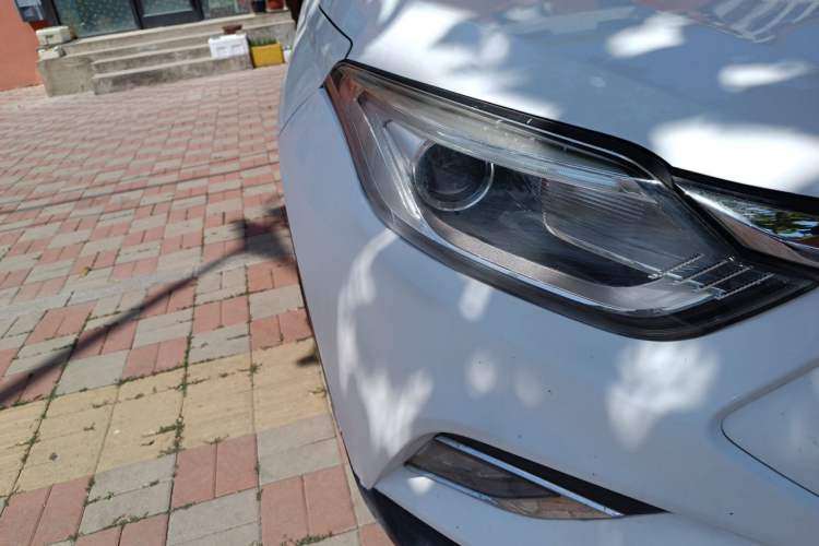 Used JAC Group iEVS4 2019 Revised Version Luxury Smart Edition Right Front Headlight