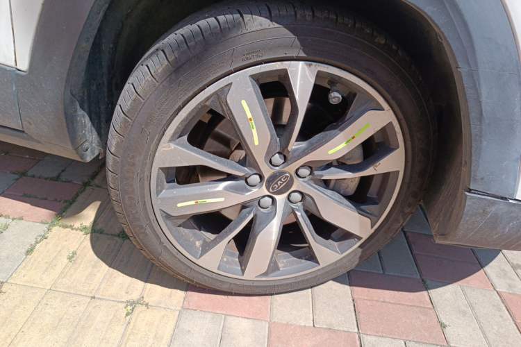 Used JAC Group iEVS4 2019 Revised Version Luxury Smart Edition Right Front Wheel Hub