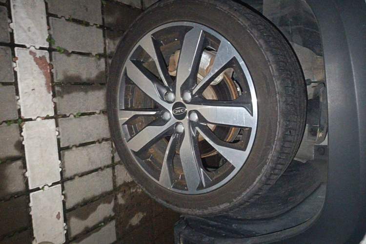 Used JAC Group iEVS4 2019 Luxury Smart Enjoyment Model Right Front Wheel Hub