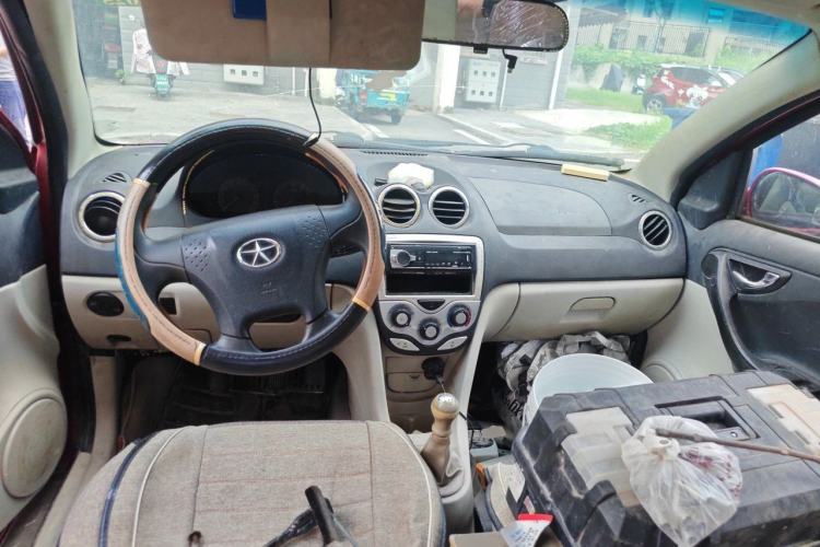 Used JAC Group J3 2012 1.3L Manual Standard Edition Center Console
