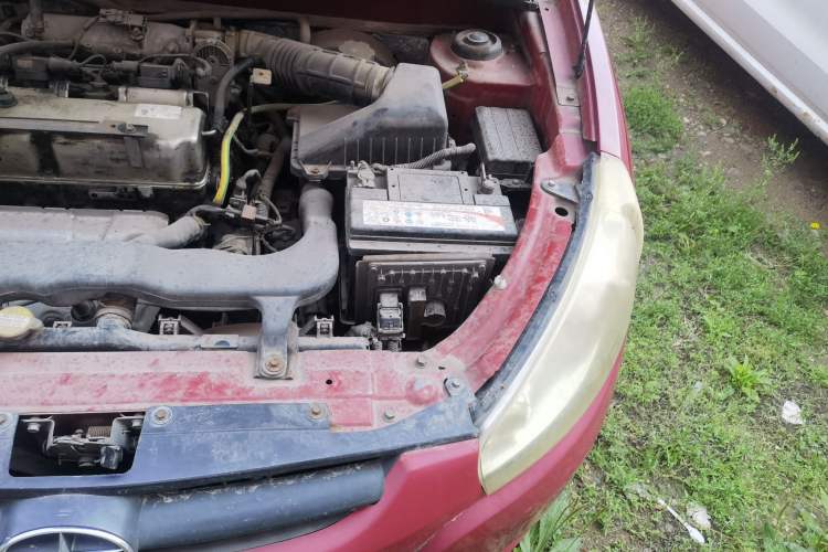Used JAC Group J3 2012 1.3L AMT Luxury Model Engine Bay Left