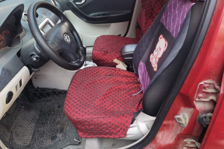 Used JAC Group J3 2012 1.3L AMT Luxury Model Left Front Seat