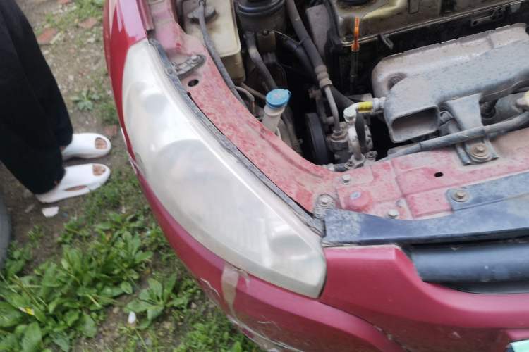 Used JAC Group J3 2012 1.3L AMT Luxury Model Right Front Headlight