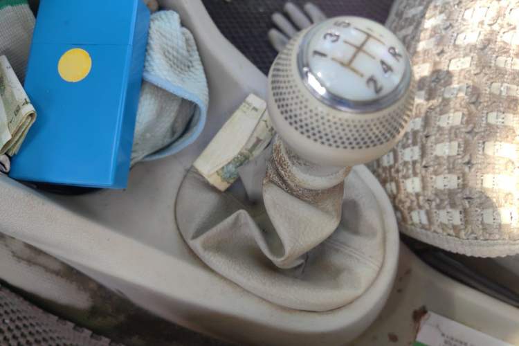 Used JAC Group J3 2012 1.3L Manual Standard Edition Gear Lever