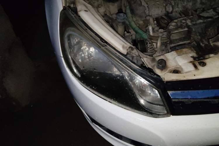 Used JAC Group J3 2012 1.3L Manual Comfort Edition Right Front Headlight