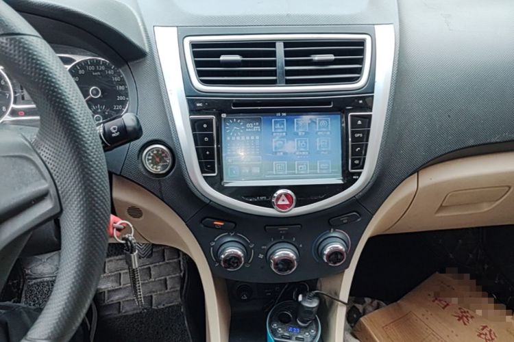 Used JAC Group J6 A30 2013 1.5L Manual Comfort Model China IV Standard Audio And AC Panel