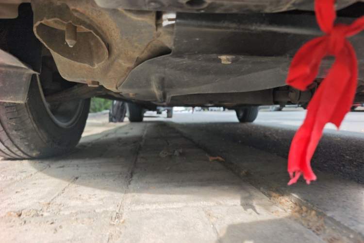 Used JAC Group J6 A30 2013 1.5L Manual Comfort Model China IV Standard Chassis Front Right