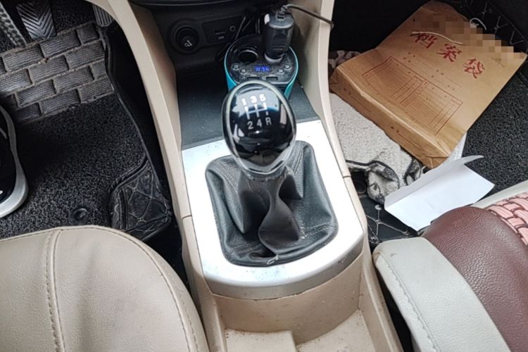 Used JAC Group J6 A30 2013 1.5L Manual Comfort Model China IV Standard Gear Lever