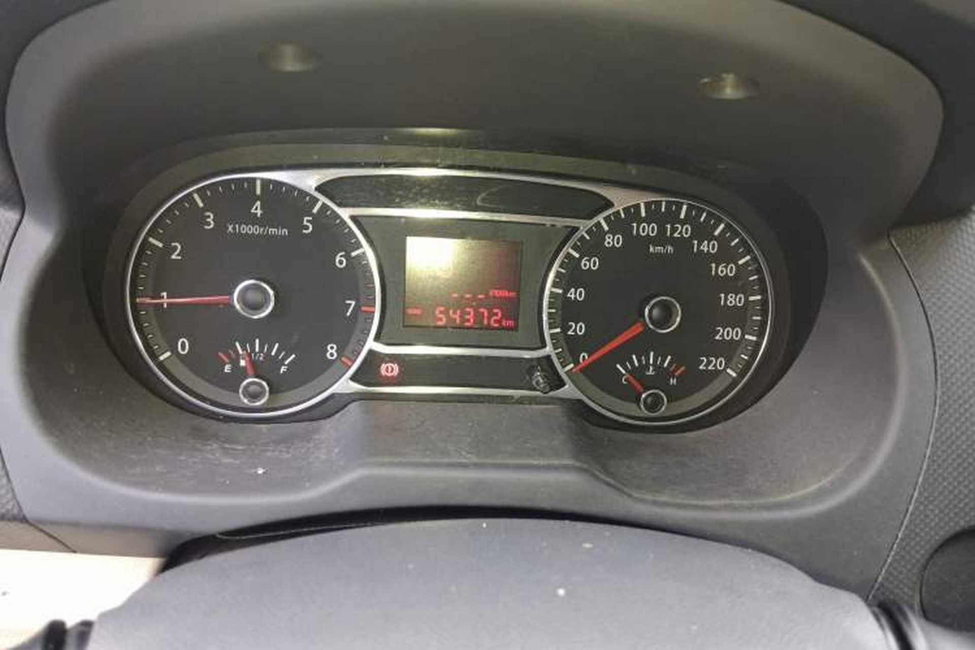 Used JAC Group J6 A30 2013 1.5L Manual Luxury Model China IV Standard Instrument Cluster
