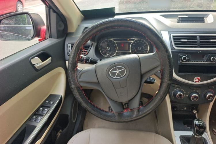 Used JAC Group J6 A30 2013 1.5L Manual Comfort Model China IV Standard Steering Wheel