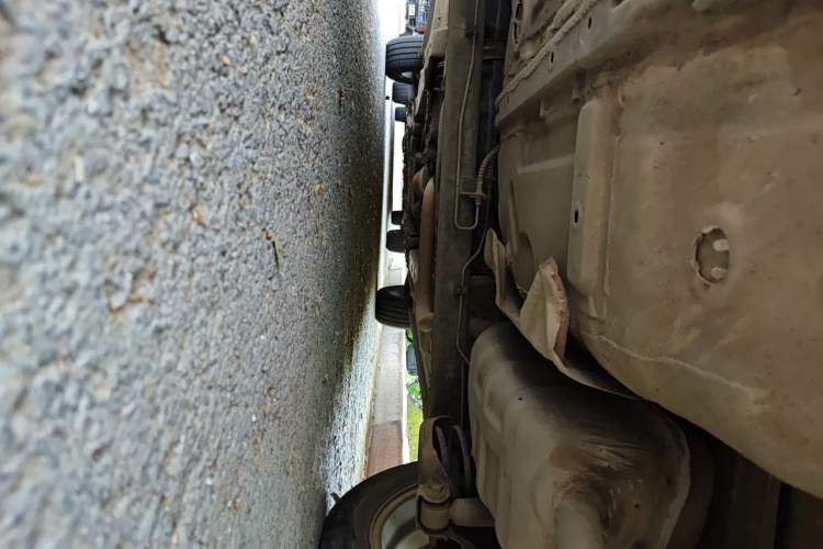 Used JAC Group J6 A30 2013 1.5L Manual Comfort Model China IV Standard Chassis Rear