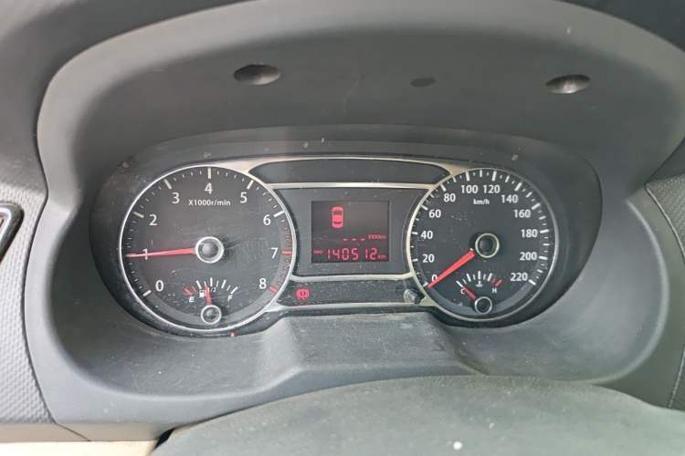 Used JAC Group J6 A30 2013 1.5L Manual Comfort Model China IV Standard Instrument Cluster