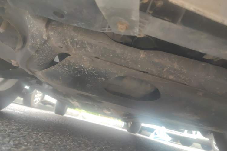 Used JAC Group J6 A30 2013 1.5L CVT Luxury Model China IV Standard Chassis Front