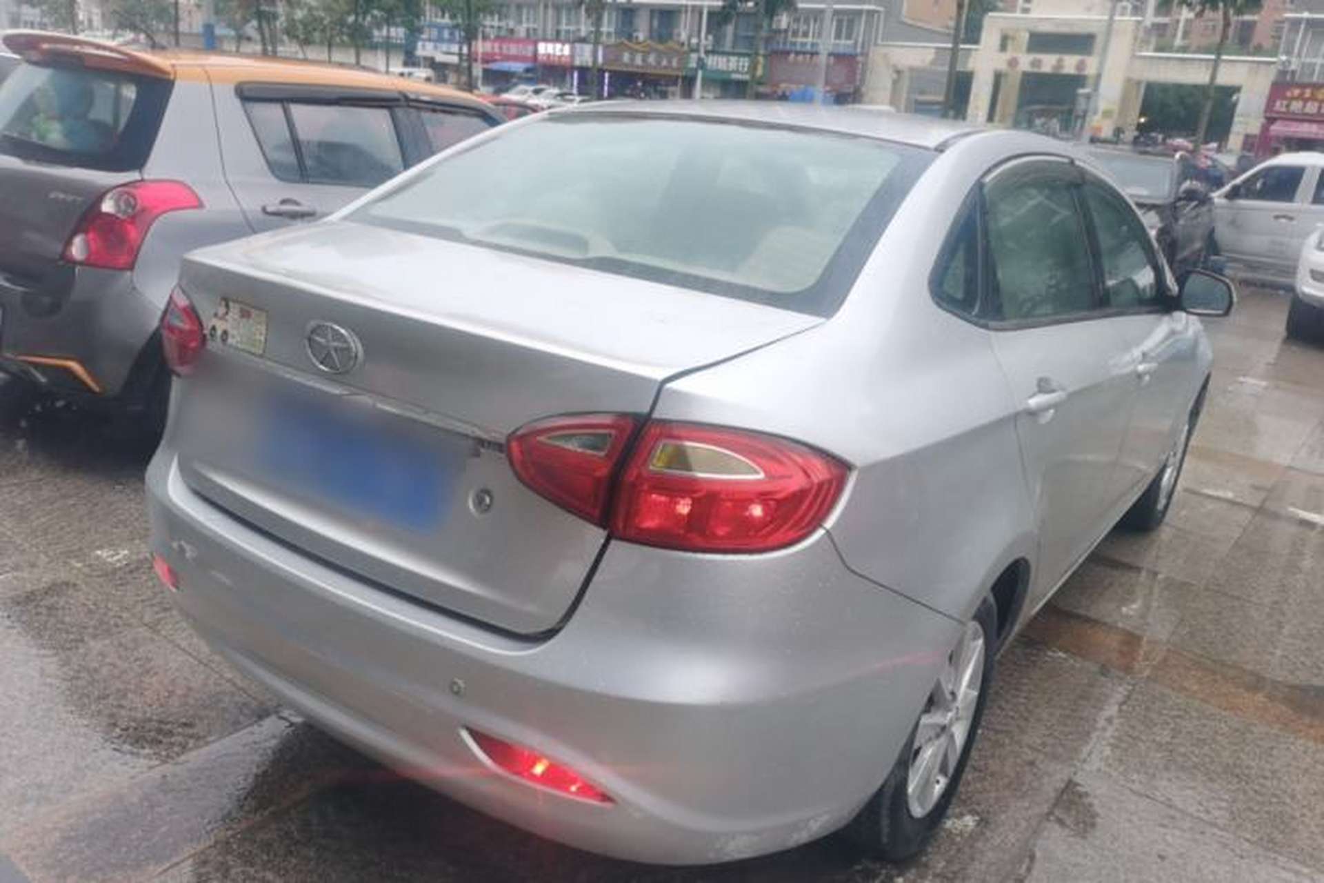 Used JAC Group J6 A30 2013 1.5L Manual Luxury Model China IV Standard Exterior 5