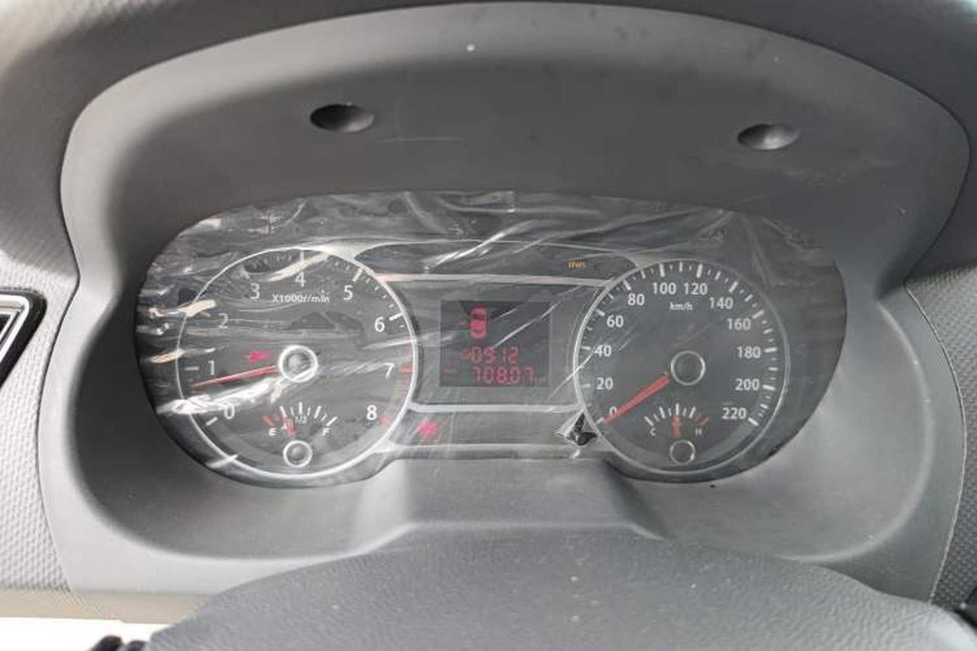 Used JAC Group J6 A30 2013 1.5L Manual Luxury Model China IV Standard Instrument Cluster