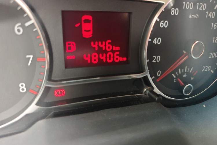 Used JAC Group J6 A30 2013 1.5L Manual Comfort Model China IV Standard Odometer Close Up