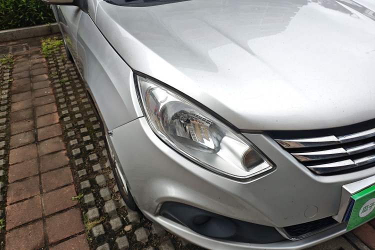 Used JAC Group J6 A30 2013 1.5L Manual Luxury Model China IV Standard Right Front Headlight