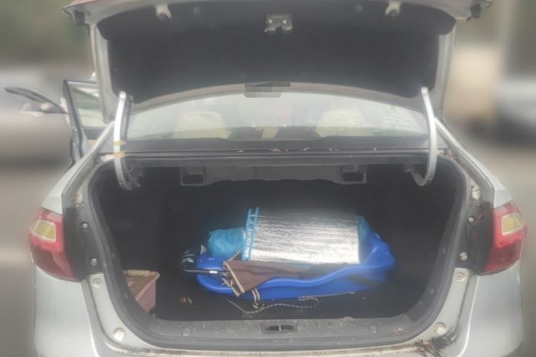 Used JAC Group J6 A30 2013 1.5L CVT Luxury Model China IV Standard Trunk