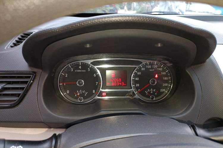 Used JAC Group J6 A30 2013 1.5L Manual Comfort Model China IV Standard Instrument Cluster