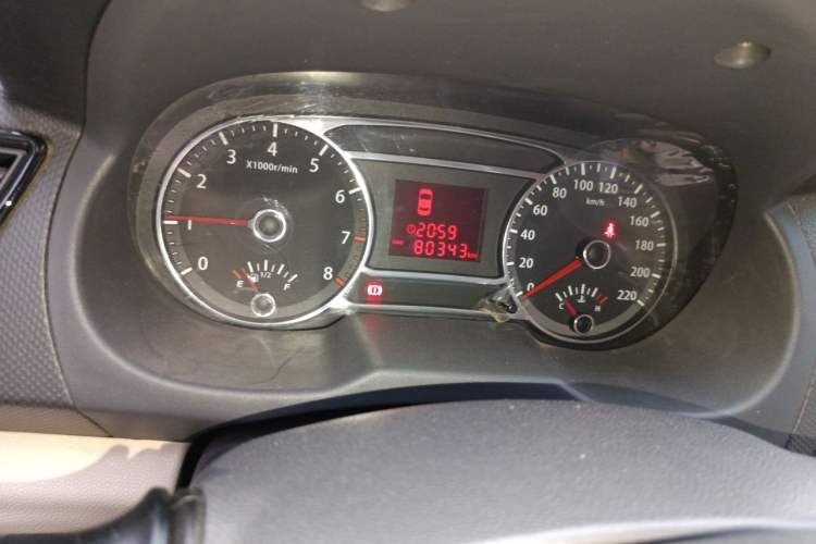 Used JAC Group J6 A30 2013 1.5L Manual Comfort Model China IV Standard Odometer Close Up