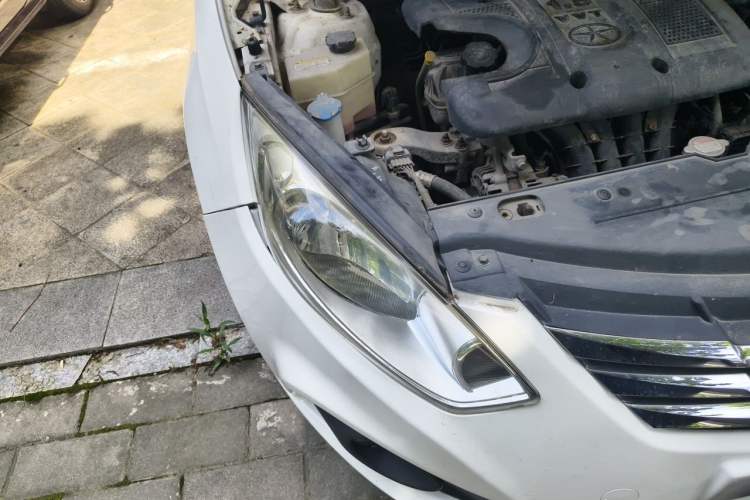 Used JAC Group J6 A30 2013 1.5L Manual Comfort Model China IV Standard Right Front Headlight