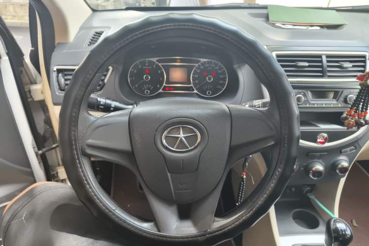 Used JAC Group J6 A30 2013 1.5L Manual Comfort Model China IV Standard Steering Wheel