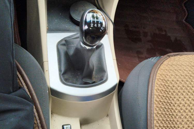Used JAC Group J6 A30 2016 1.5L Manual Comfort Version China V Standard Gear Lever