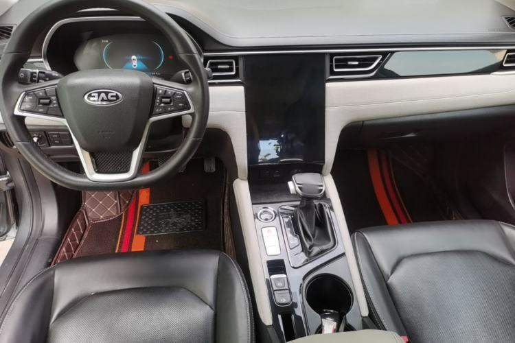 Used JAC Group J7 2020 1.5T CVT Dream Edition Center Console