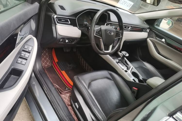 Used JAC Group J7 2020 1.5T CVT Dream Edition Driver Seat