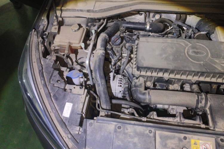 Used JAC Group J7 2020 1.5T CVT Elite Model Engine Bay Right