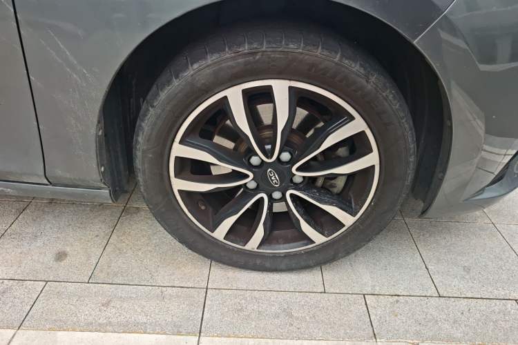 Used JAC Group J7 2020 1.5T CVT Superior Trim Exterior 7
