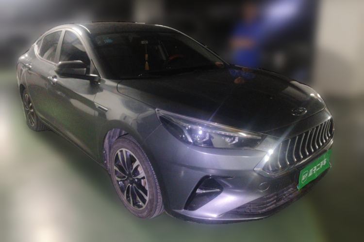 Used JAC Group J7 2020 1.5T CVT Elite Model Front Right 45 Deg