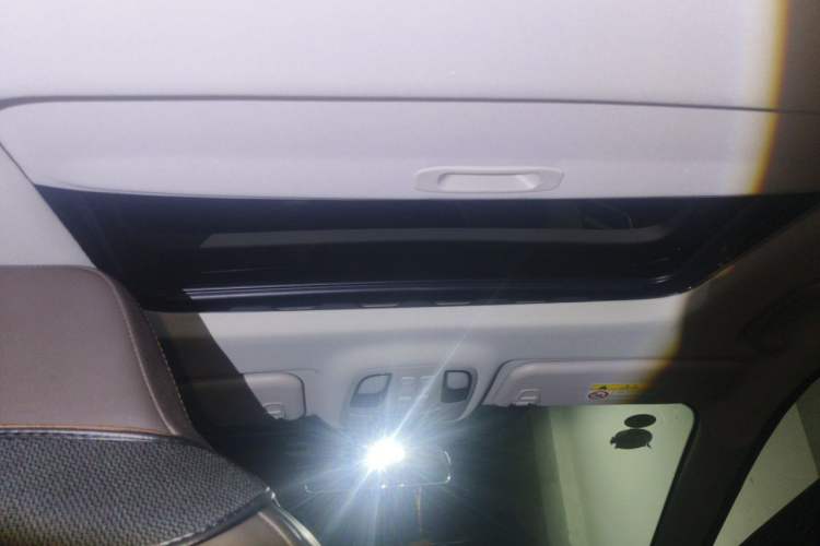 Used JAC Group J7 2020 1.5T CVT Elite Model Headliner
