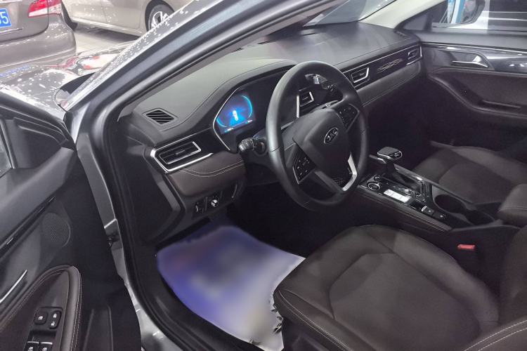 Used JAC Group J7 2020 1.5T CVT Superior Trim Interior 2