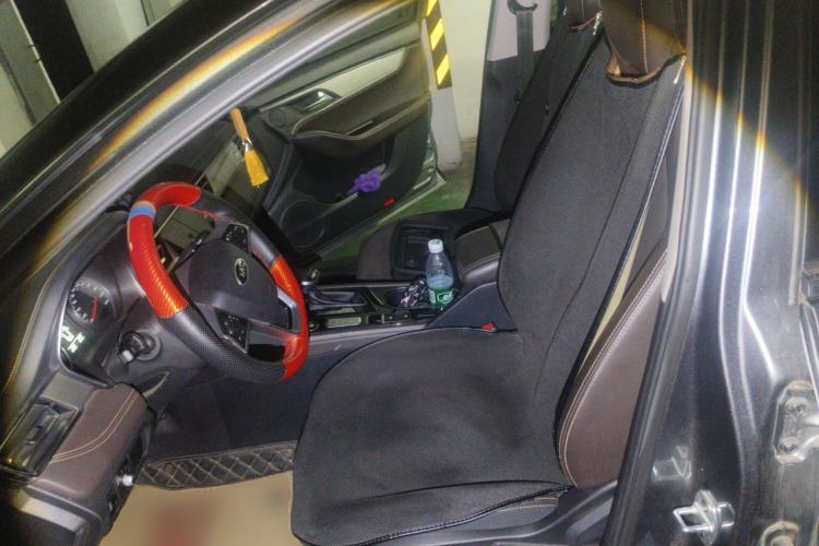 Used JAC Group J7 2020 1.5T CVT Elite Model Left Front Seat