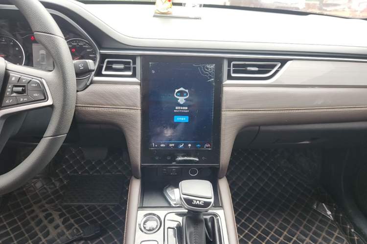 Used JAC Group J7 2020 1.5T CVT Elite Model Audio And AC Panel